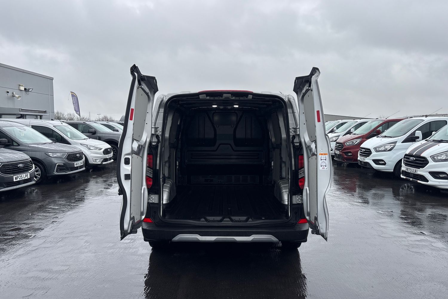 Used Ford Transit Custom 2025 for sale - 77579394: Photo 18