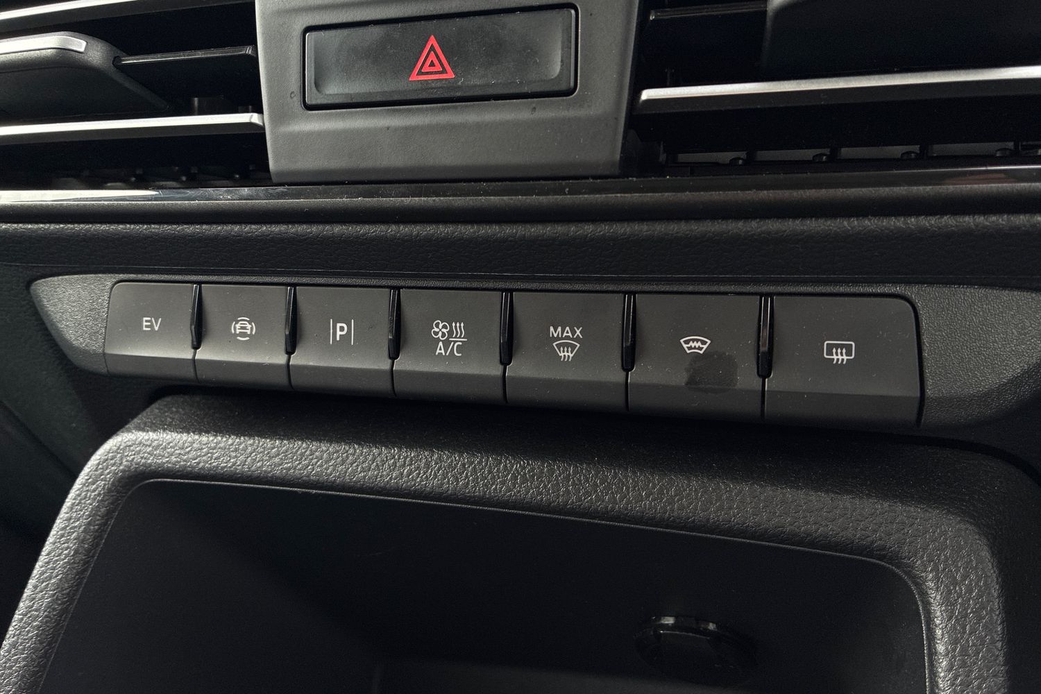 Used Ford Transit Connect 2025 for sale - 76058236: Photo 41