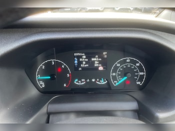 Used Ford Tourneo Custom 2022 for sale - 75957821: Photo