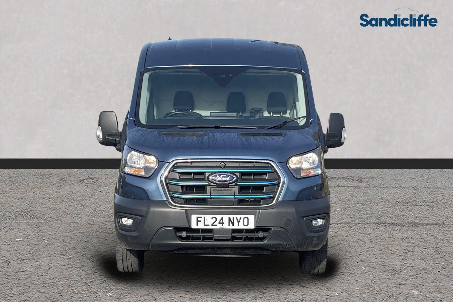 Used Ford Transit 2024 for sale - 76320607: Photo 2