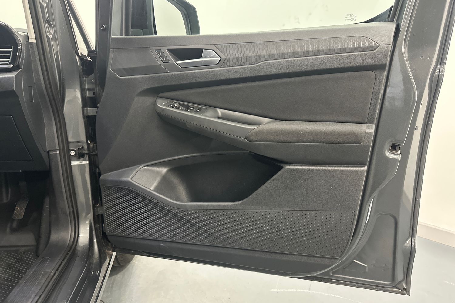 Used Ford Transit Connect 2025 for sale - 77815147: Photo 25