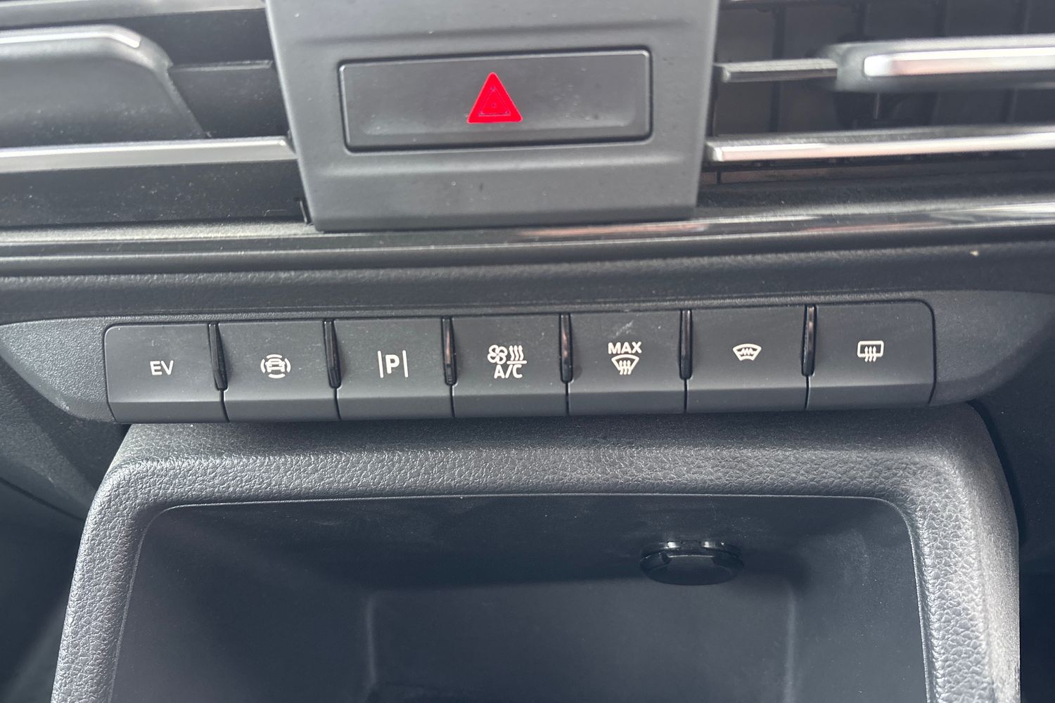 Used Ford Transit Connect 2025 for sale - 77579404: Photo 53