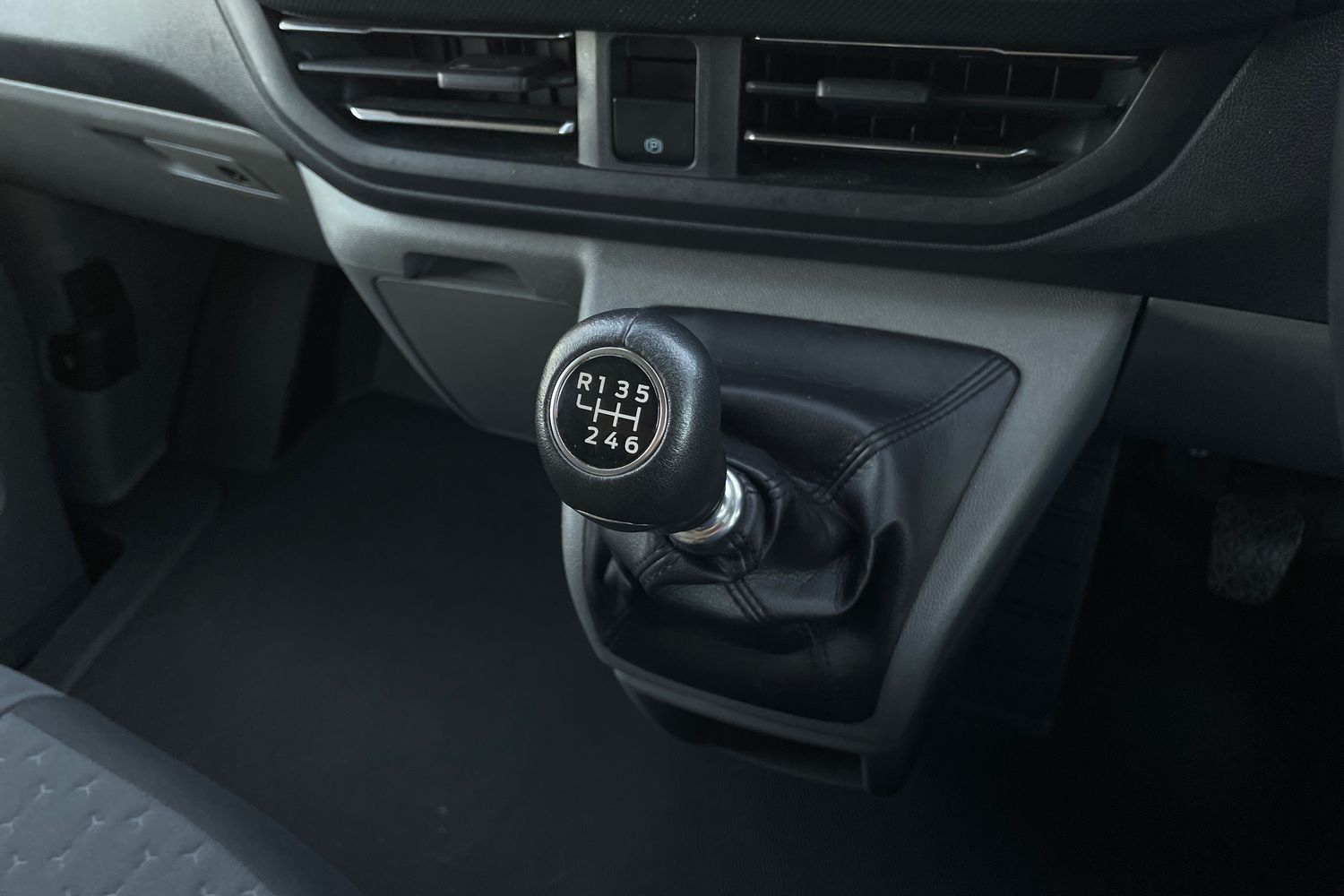 Used Ford Transit Custom 2024 for sale - 76358389: Photo 43