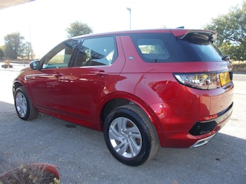 Used Land Rover Discovery Sport 2019 for sale - 79463706: Photo