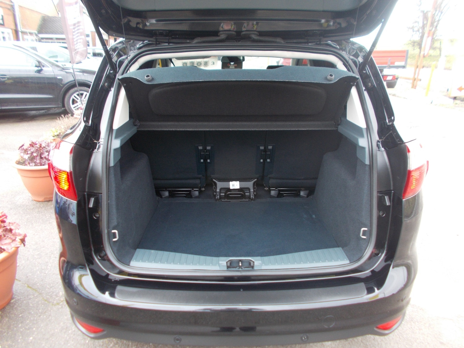 Used Ford C-Max 2014 for sale - 77196492: Photo 11