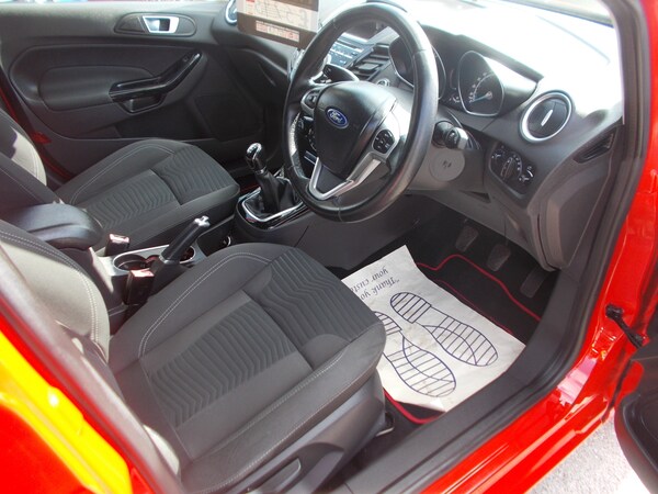 Used Ford Fiesta 2015 for sale - 75491400: Photo 7