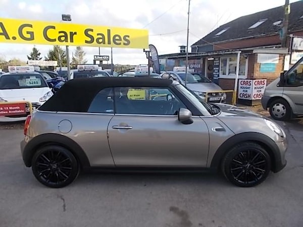 Used MINI Convertible 2016 for sale - 68611240: Photo 6
