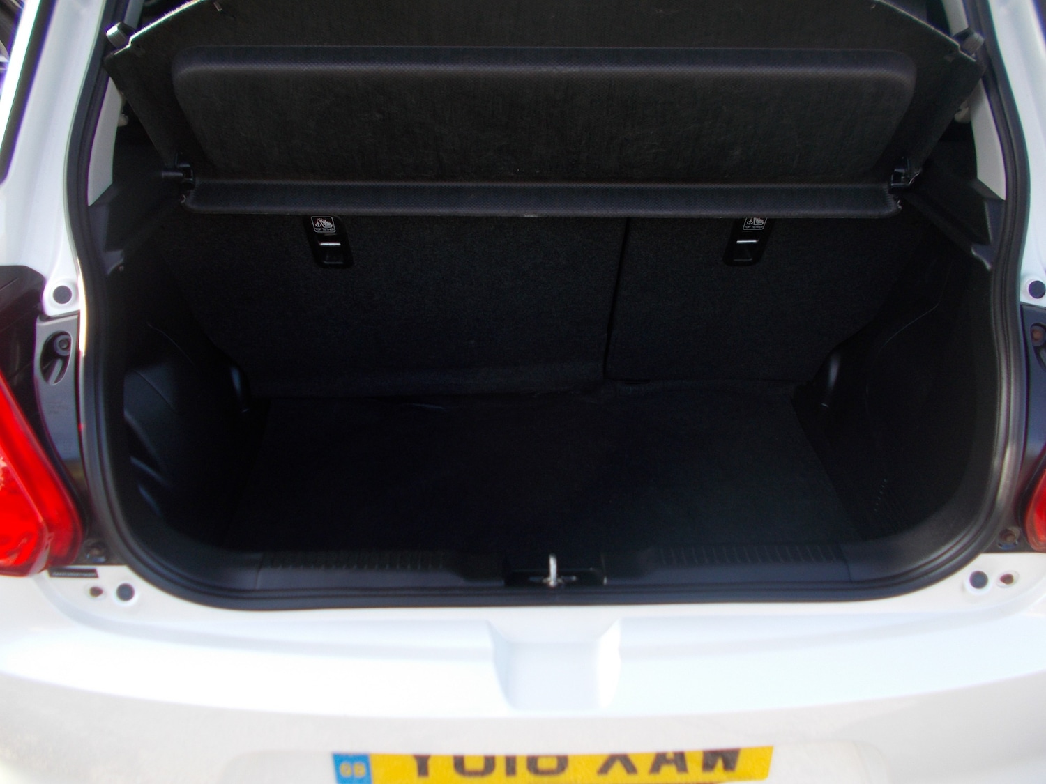 Used Suzuki Swift 2018 for sale - 77264574: Photo 11