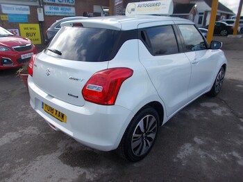 Used Suzuki Swift 2018 for sale - 77264574: Photo