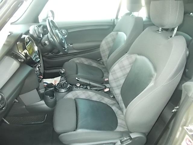 Used MINI Convertible 2016 for sale - 76393769: Photo 8