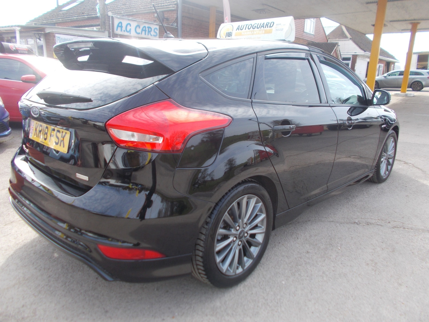 Used Ford Focus 2018 for sale - 77968908: Photo 3