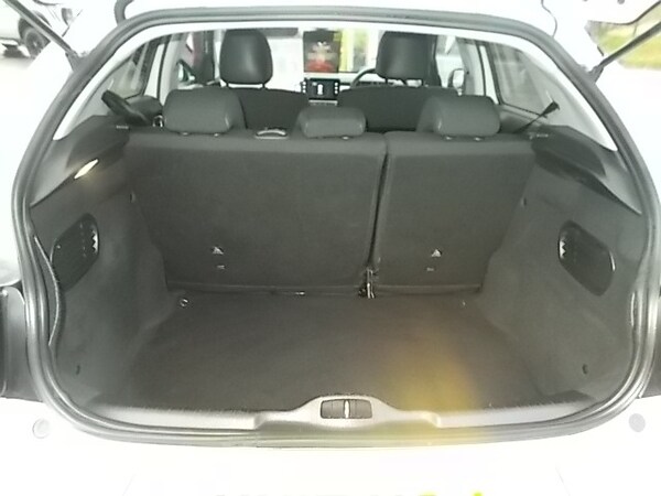 Used Citroen C4 Cactus 2017 for sale - 72942275: Photo 10