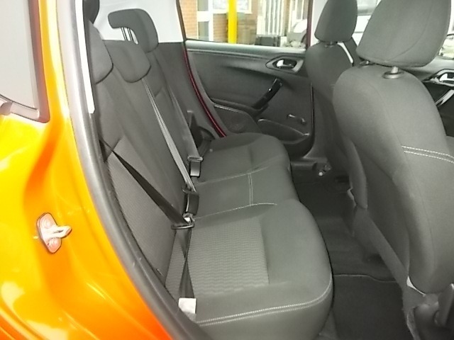 Used Peugeot 208 2015 for sale - 76397149: Photo 8