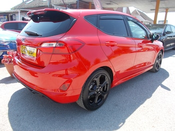 Used Ford Fiesta 2018 for sale - 79168205: Photo