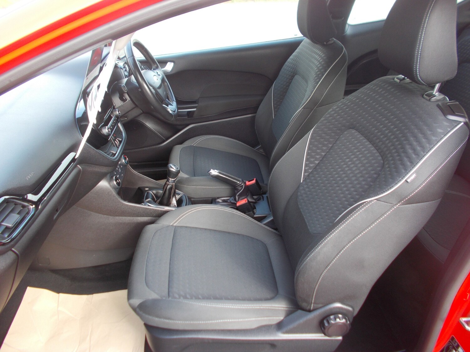 Used Ford Fiesta 2017 for sale - 77772026: Photo 11