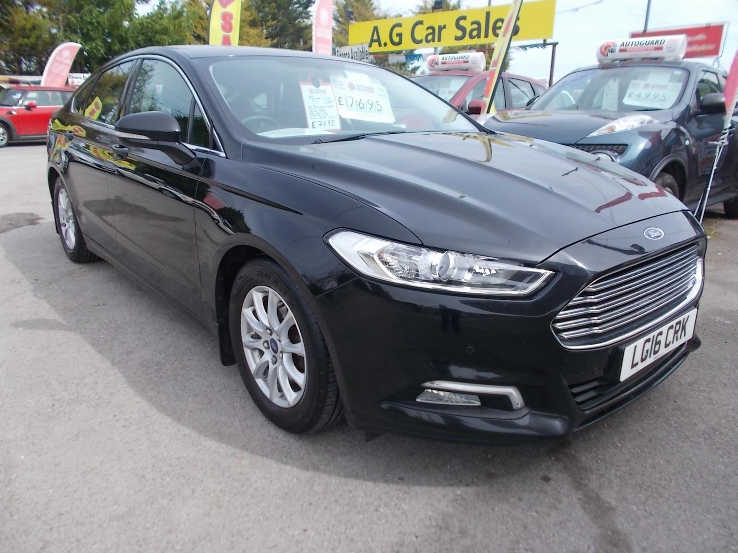 Used Ford Mondeo 2016 for sale - 76392365: Photo 2
