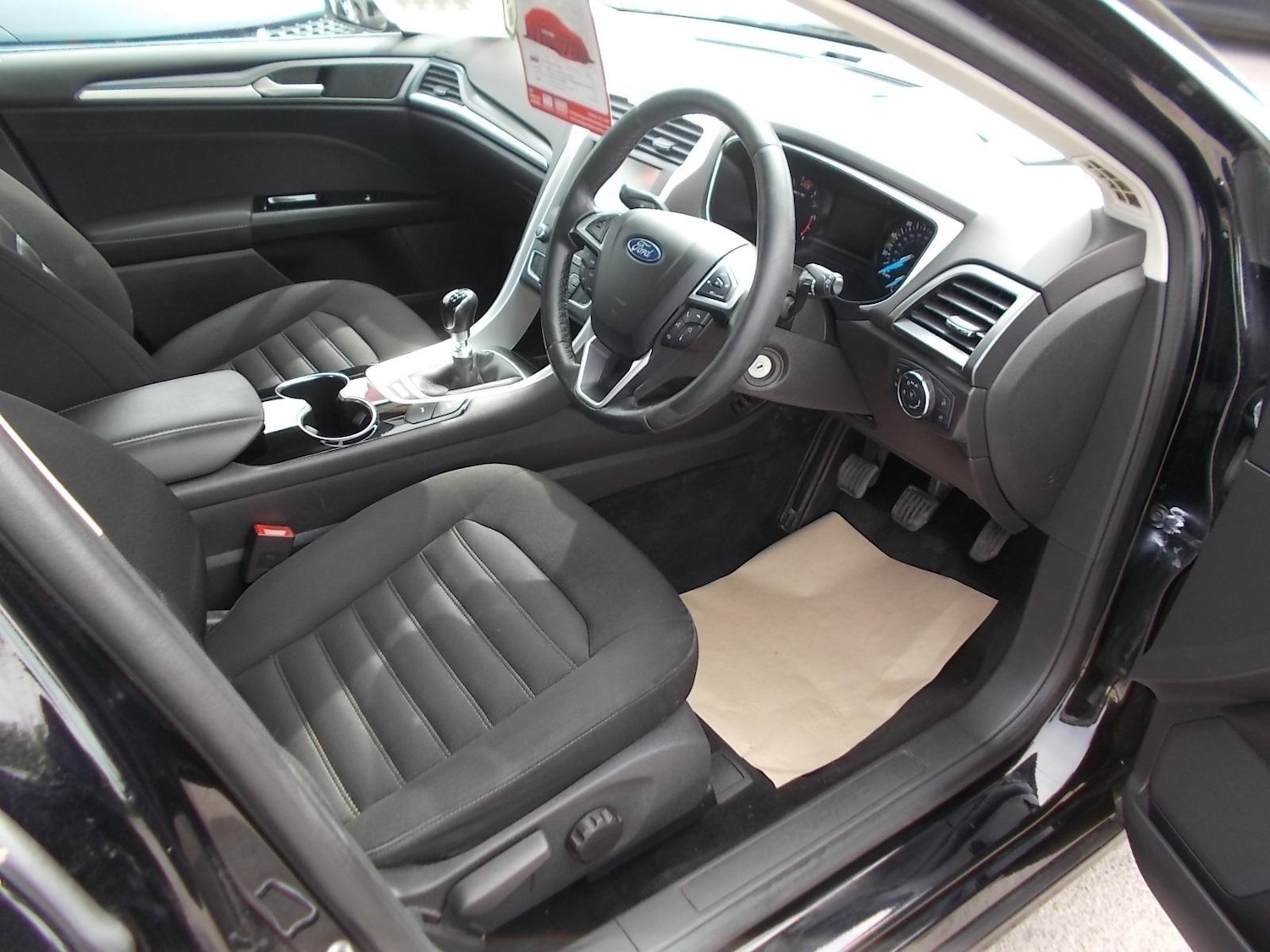 Used Ford Mondeo 2016 for sale - 76392365: Photo 6