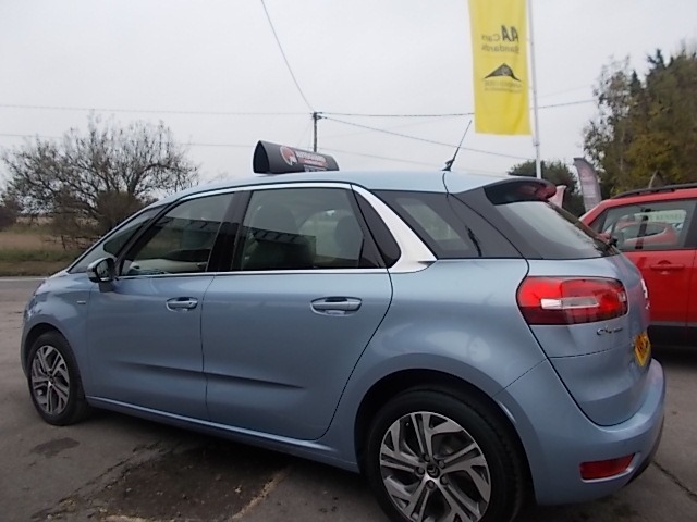 Used Citroen C4 Picasso 2016 for sale - 76397031: Photo 4