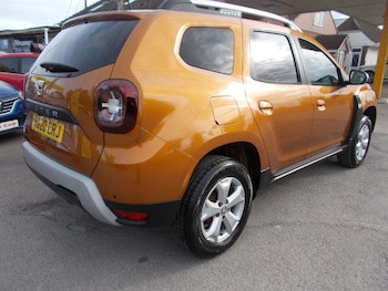 Used Dacia Duster 2020 for sale - 78821110: Photo