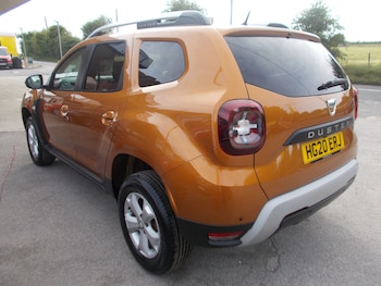 Used Dacia Duster 2020 for sale - 78821110: Photo