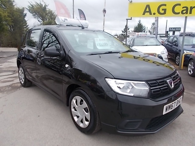 Used Dacia Sandero 2018 for sale - 76394258: Photo 2