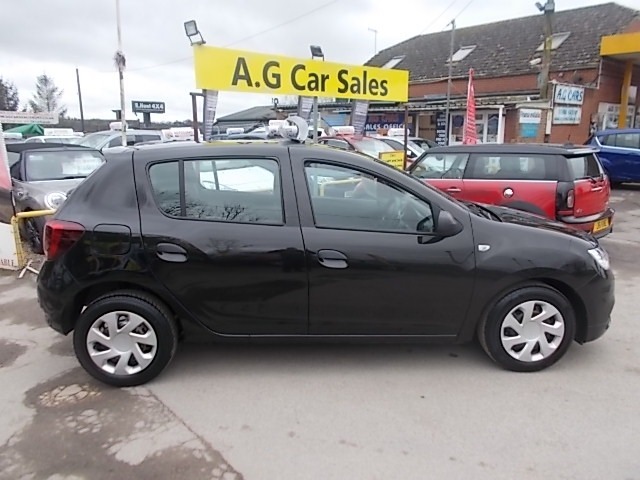 Used Dacia Sandero 2018 for sale - 76394258: Photo 6