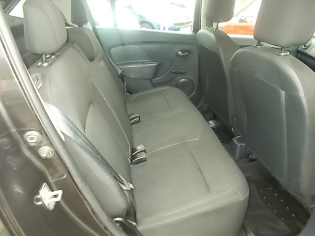 Used Dacia Sandero 2018 for sale - 76394258: Photo 8