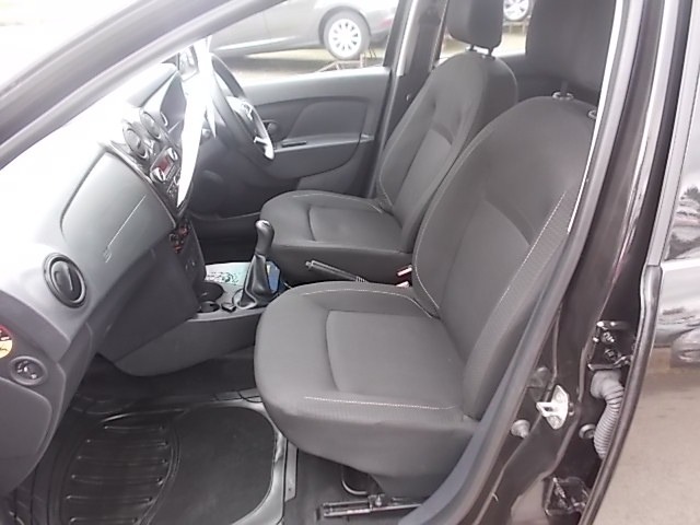 Used Dacia Sandero 2018 for sale - 76394258: Photo 9