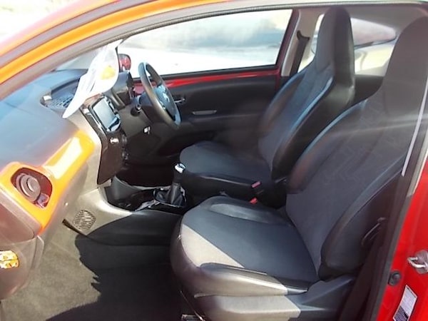 Used Toyota AYGO 2014 for sale - 66269052: Photo 9
