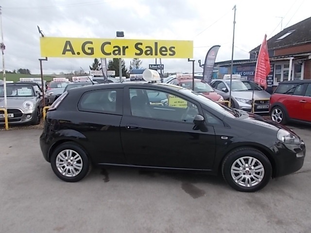 Used Fiat Punto 2014 for sale - 76394277: Photo 6