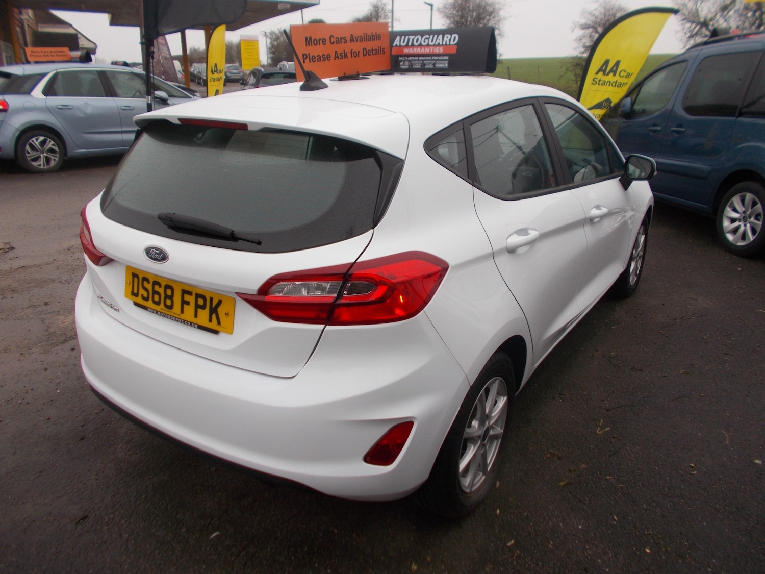 Used Ford Fiesta 2018 for sale - 77629142: Photo 2