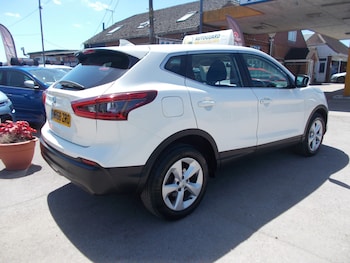 Used Nissan Qashqai 2018 for sale - 78895063: Photo