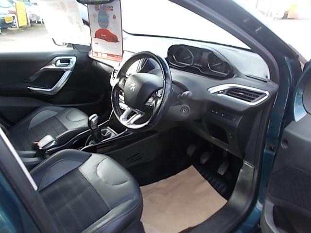 Used Peugeot 2008 2017 for sale - 76393490: Photo 5