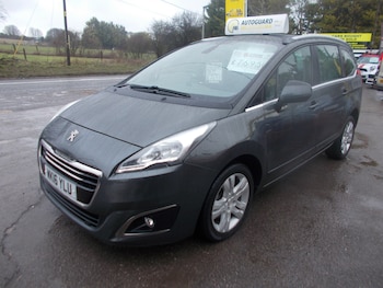 Used Peugeot 5008 2016 for sale - 77447190: Photo