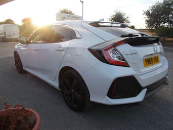 Used Honda Civic 2018 for sale - 79632849: Photo