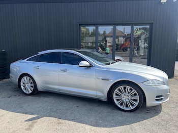 Used Jaguar XJ 2010 for sale - 79352609: Photo