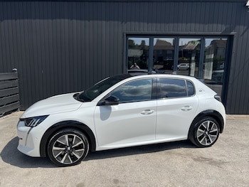 Used Peugeot E-208 2021 for sale - 79360145: Photo
