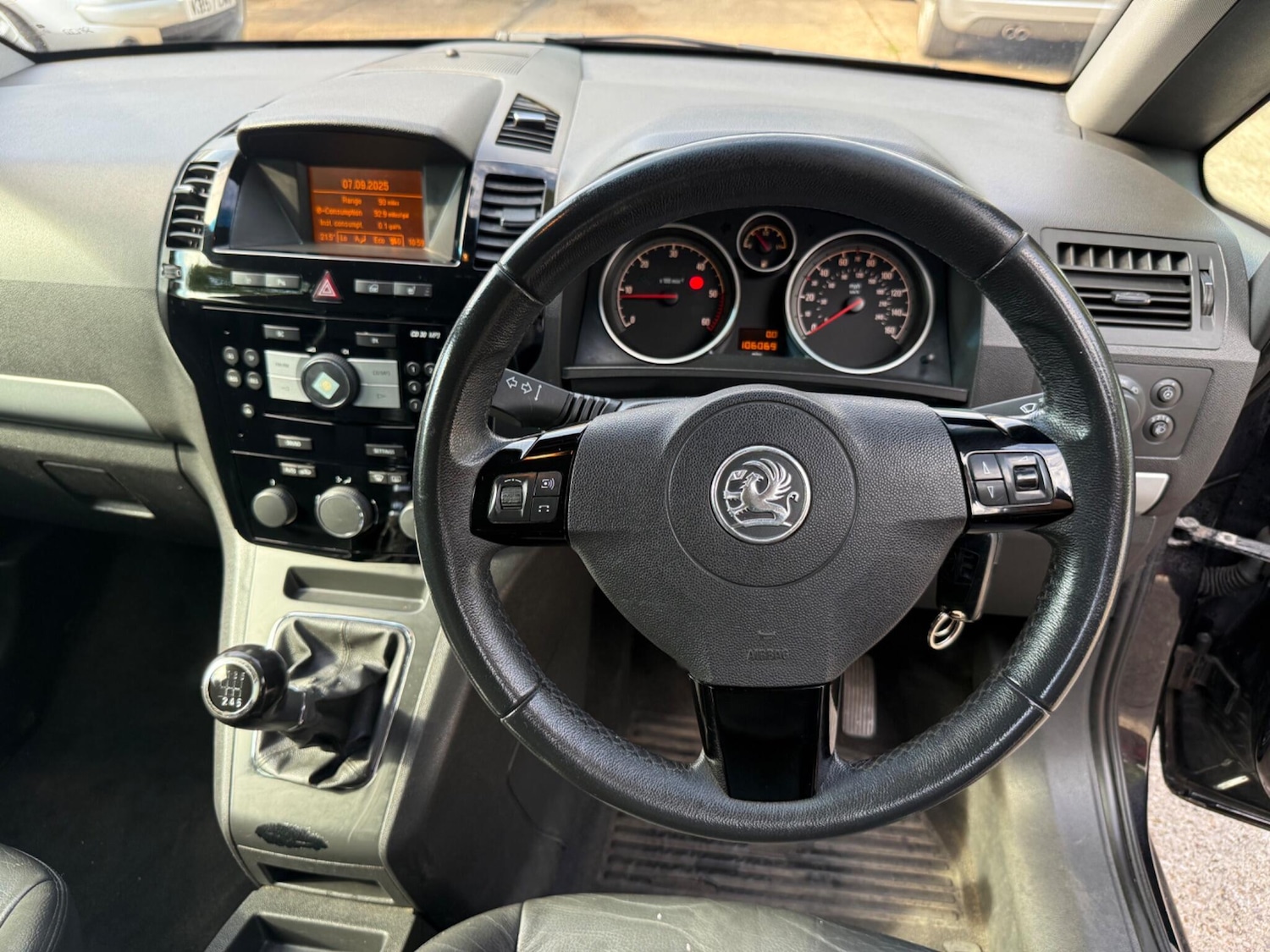 Vehicle 28