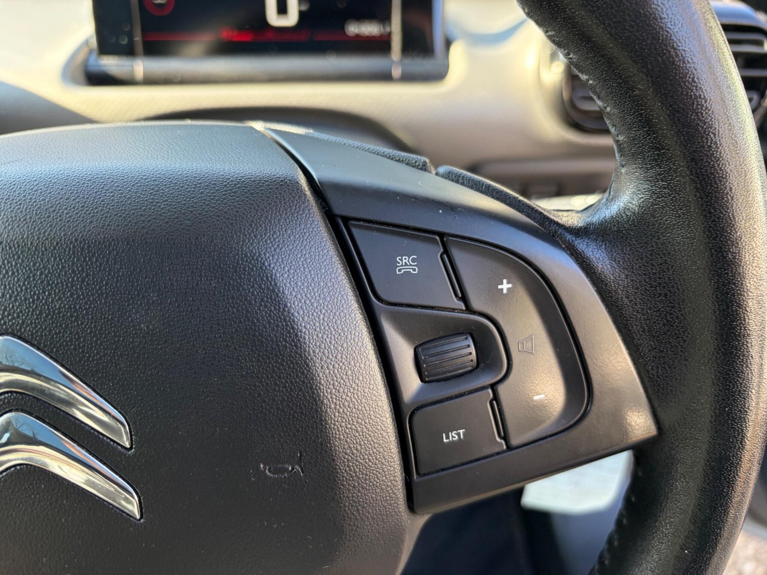 Used Citroen C4 Cactus 2019 for sale - 77559321: Photo 18