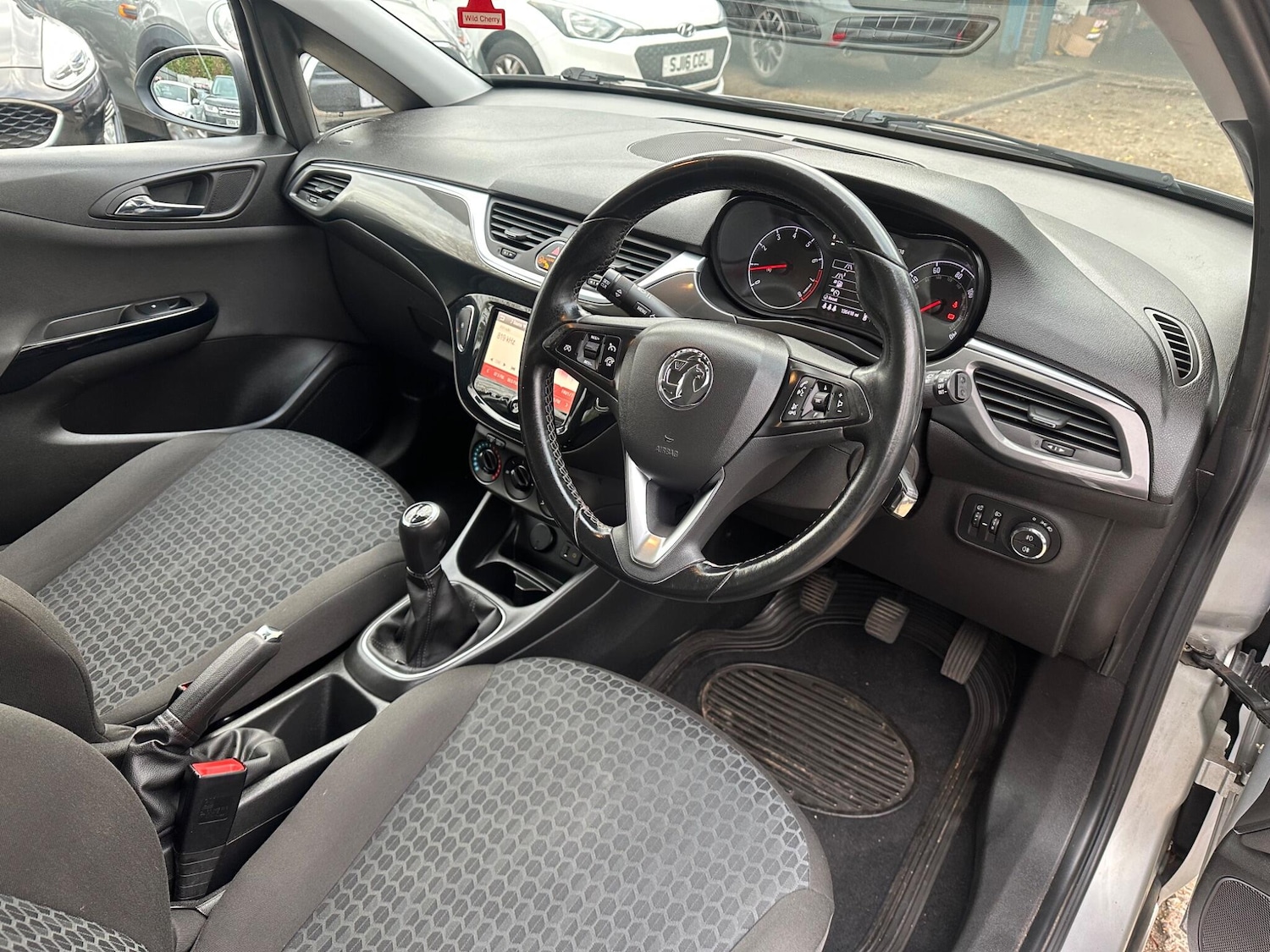 Used Vauxhall Corsa 2015 for sale - 76666685: Photo 15