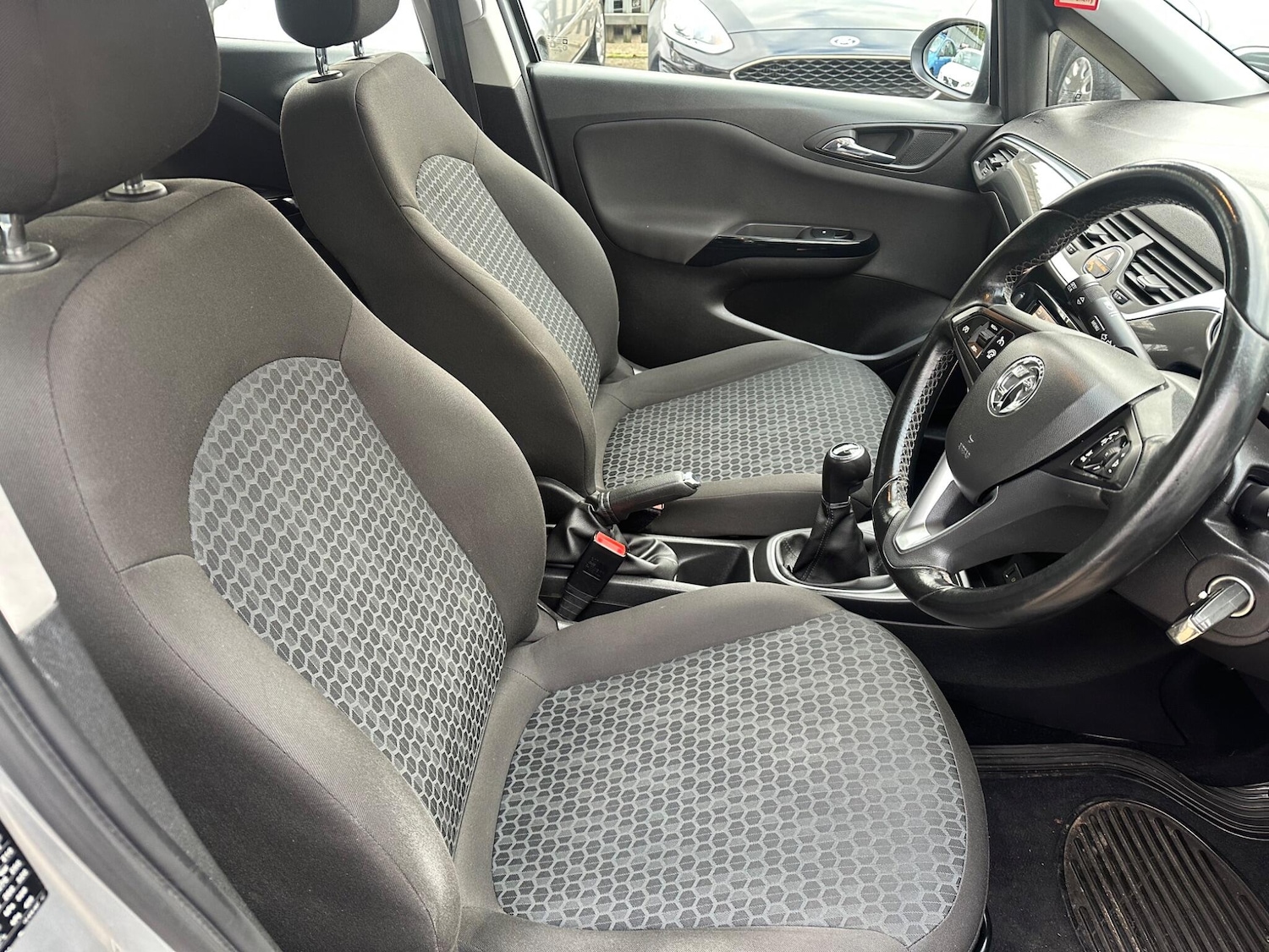 Used Vauxhall Corsa 2015 for sale - 76666685: Photo 16