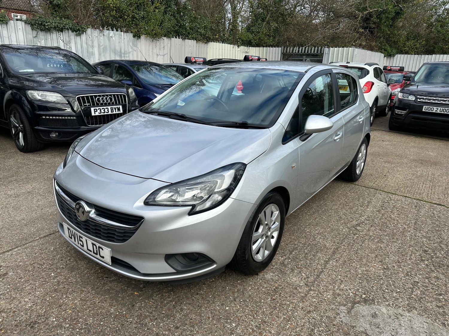Used Vauxhall Corsa 2015 for sale - 76666685: Photo 3
