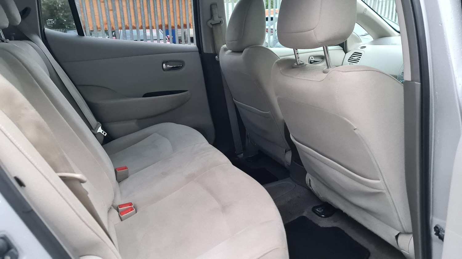 Used Nissan Leaf 2011 for sale - 76753213: Photo 43