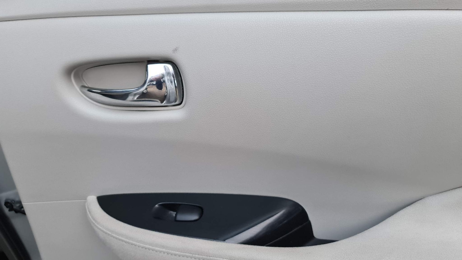 Used Nissan Leaf 2011 for sale - 76753213: Photo 45