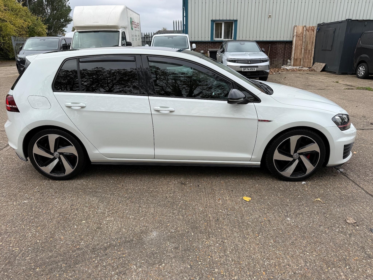 Used Volkswagen Golf 2022 for sale - 76992442: Photo 11