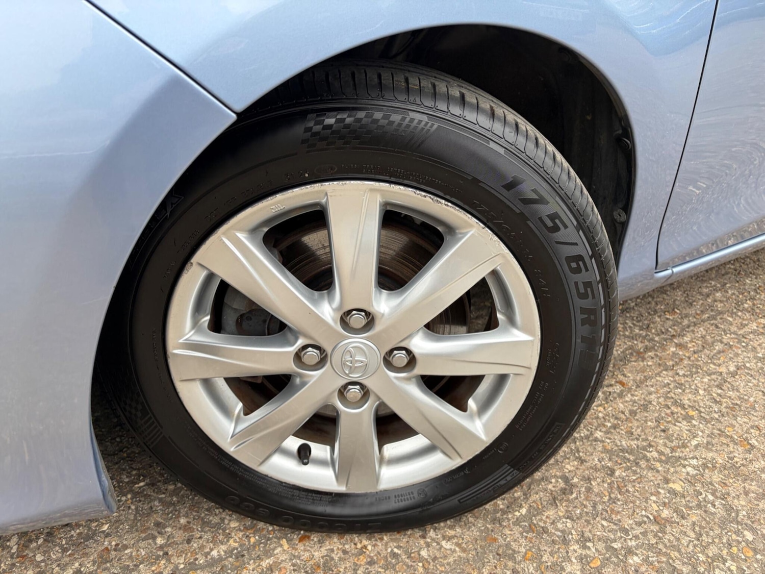 Used Toyota Yaris 2014 for sale - 77853961: Photo 35