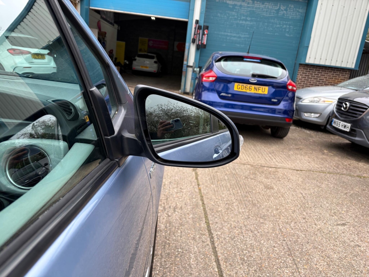 Used Toyota Yaris 2014 for sale - 77853961: Photo 48