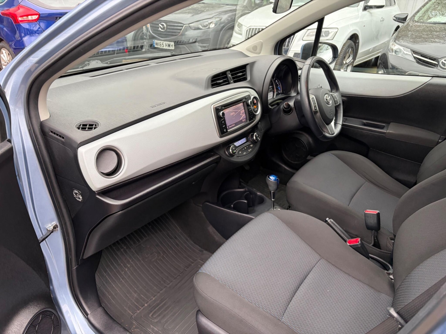 Used Toyota Yaris 2014 for sale - 77853961: Photo 66