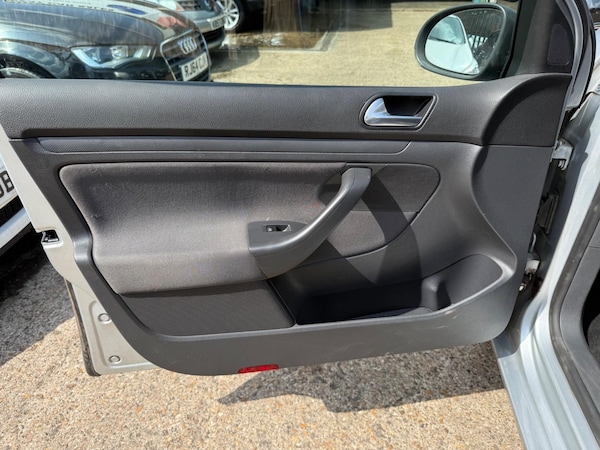 Used Volkswagen Golf 2008 for sale - 74861383: Photo 23