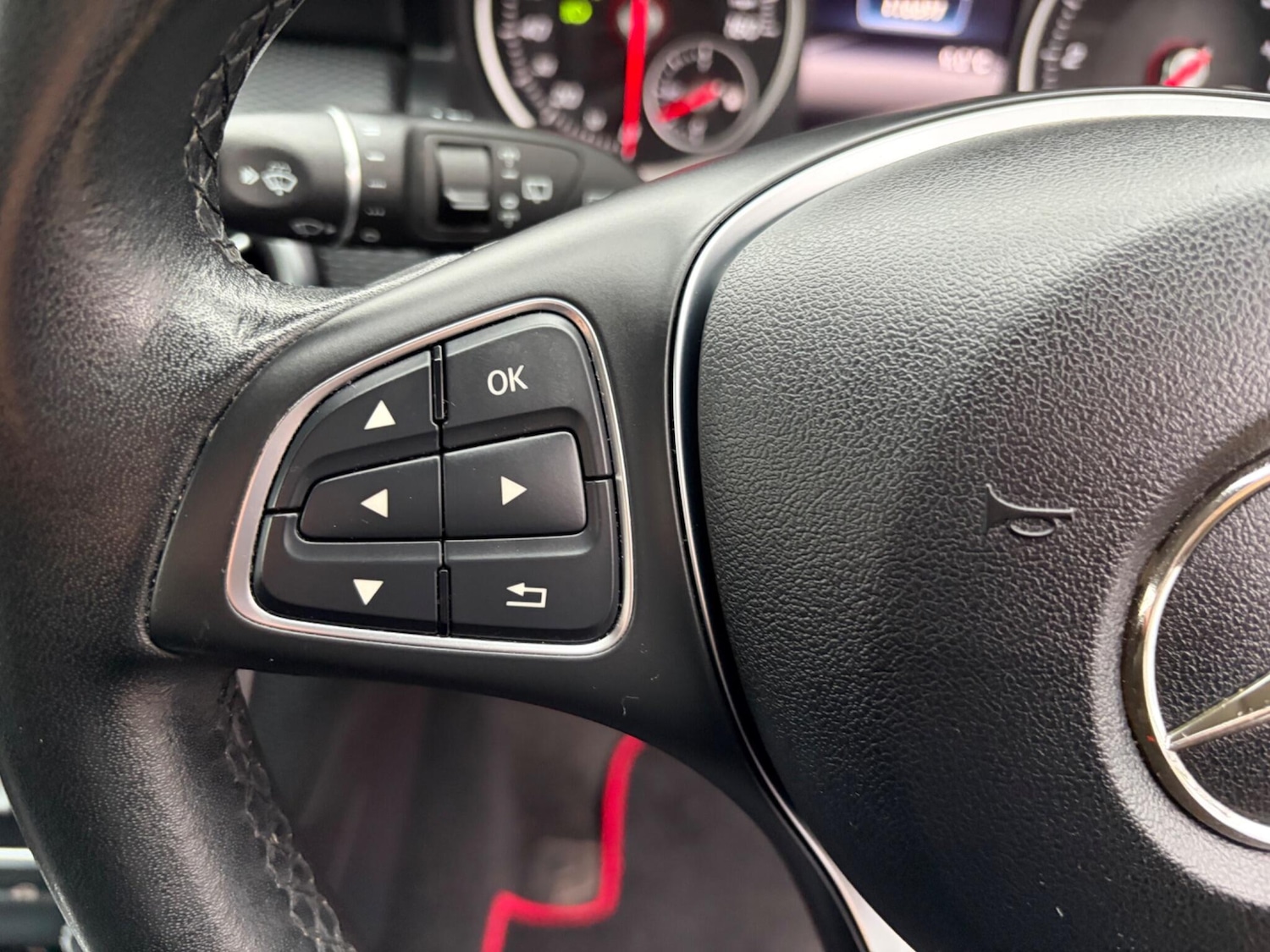 Used Mercedes-Benz A-Class 2017 for sale - 77411570: Photo 27